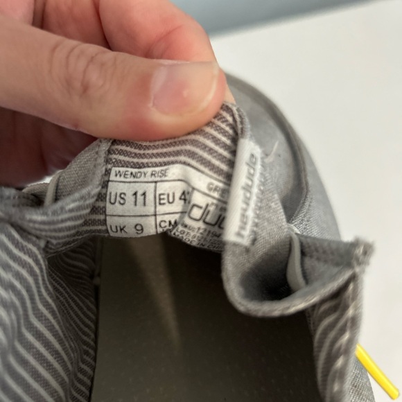 Hey Dudes - Picture 2 of 5